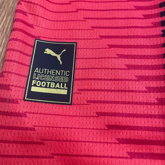 Puma AC Milan home jersey 2023/24 - Picture 6 of 8